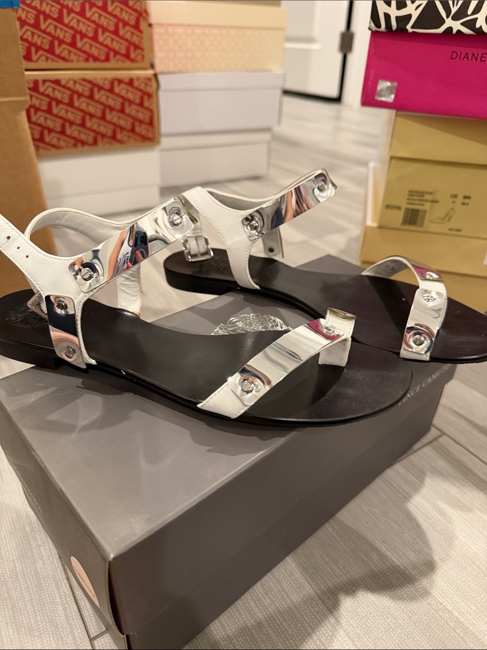 Vince Camuto White Leather Sandals with Silver Stud Accents
